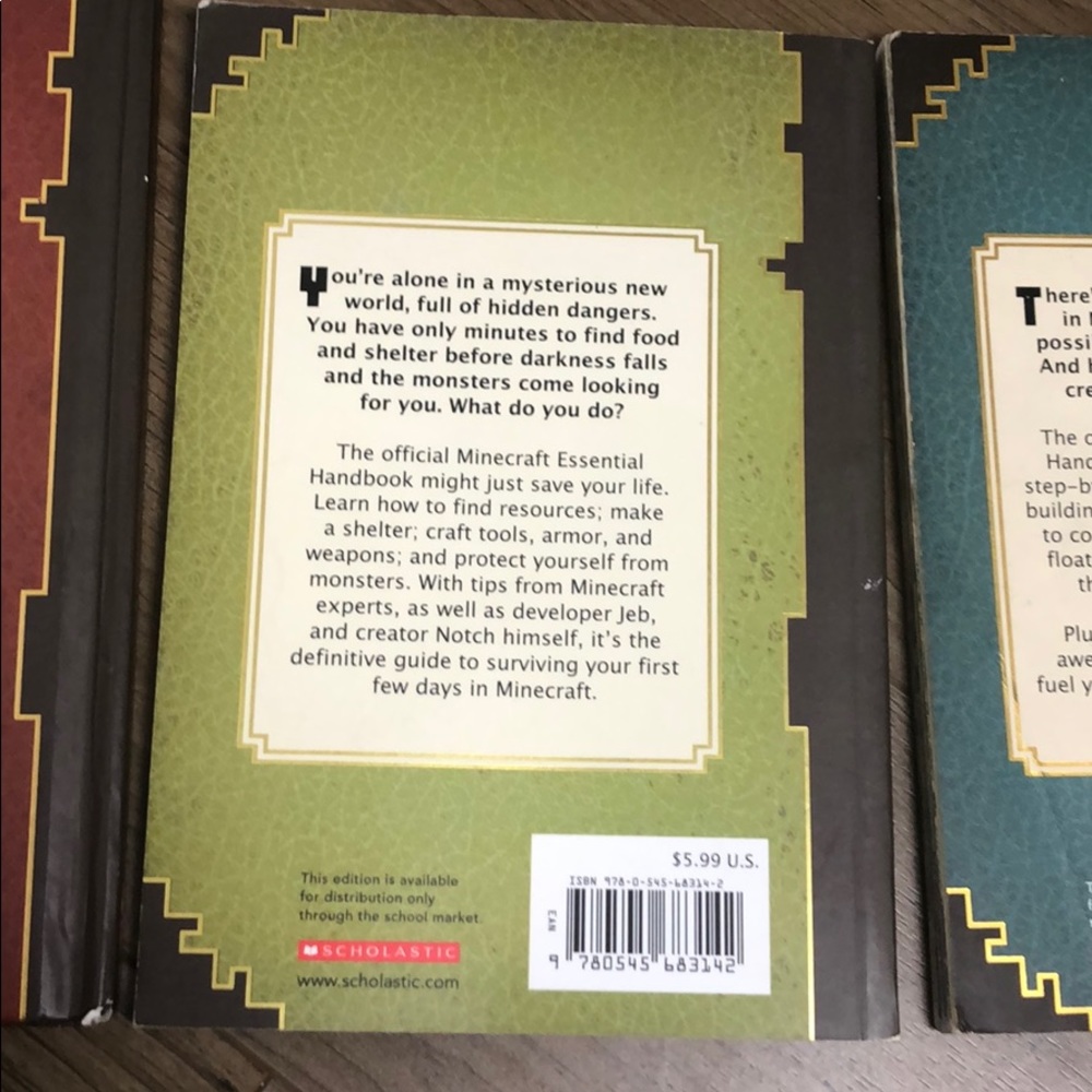 3 Minecraft Handbooks - Picture 7 of 10